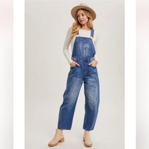 Bluivy Denim Barrel Leg Overalls in Medium Wash SZ S
